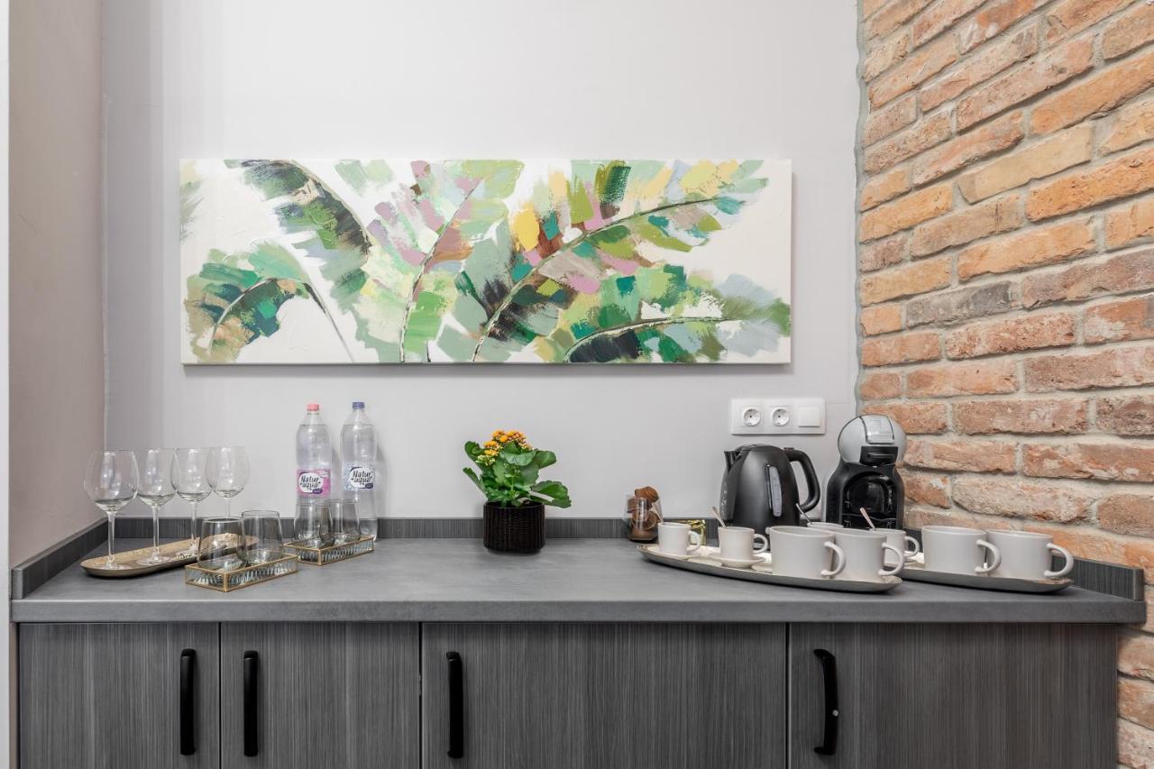 Stunning Apartment In The Hearth Of Budapest Esterno foto