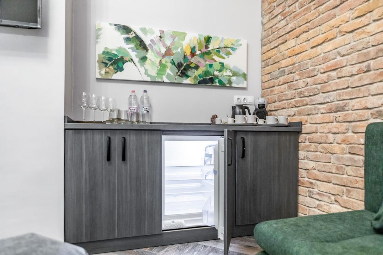Stunning Apartment In The Hearth Of Budapest Esterno foto